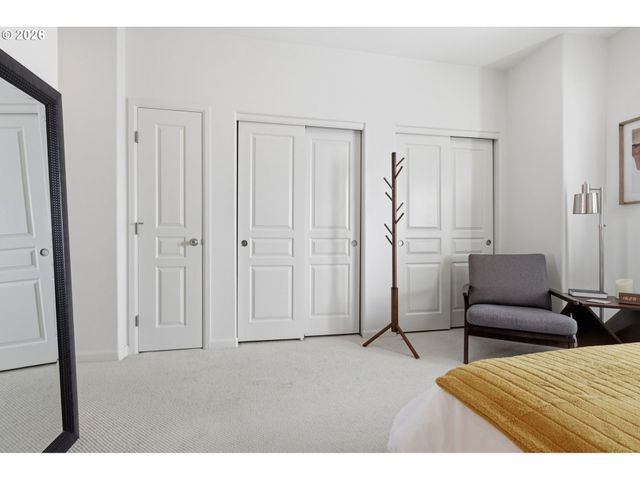 10308 Sw HOLLYRIDGE Ln, Beaverton, OR 97005