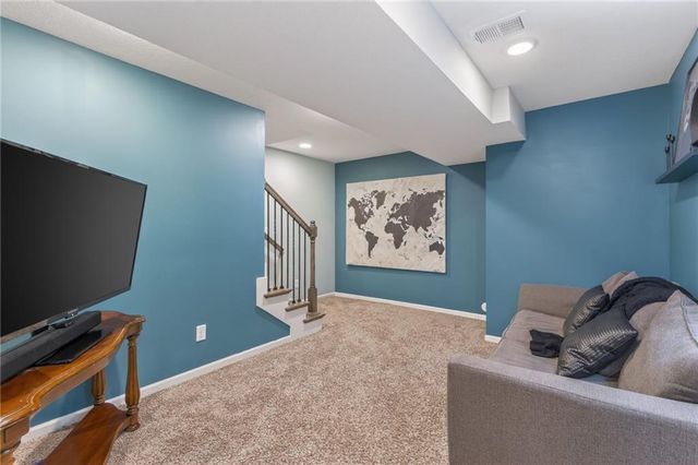 10010 Webster Avenue, Kansas City, KS 66109