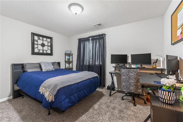 10010 Webster Avenue, Kansas City, KS 66109