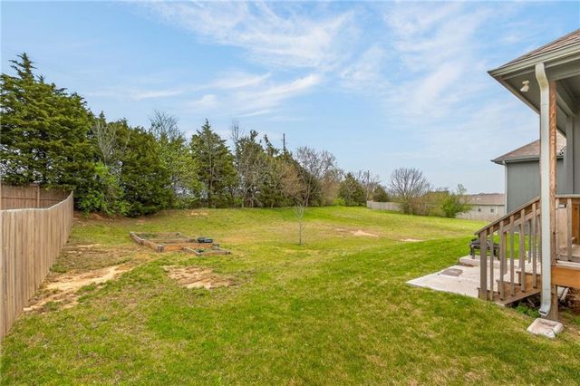 10010 Webster Avenue, Kansas City, KS 66109