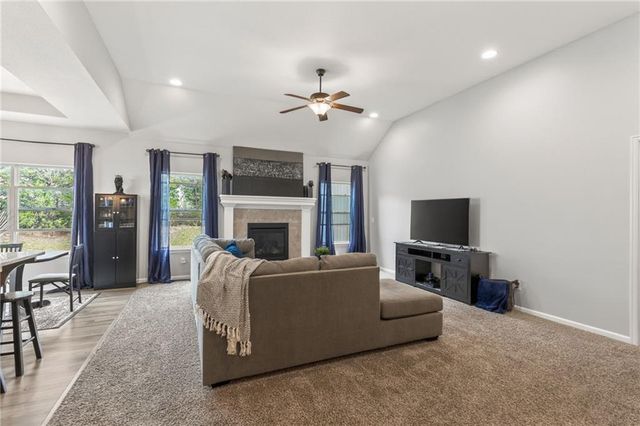 10010 Webster Avenue, Kansas City, KS 66109