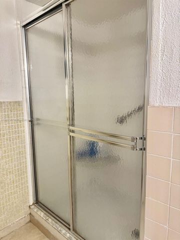 1670 NE 191st St 115-3, Miami, FL 33179