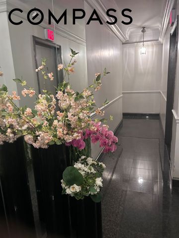 23 E 74th St Apt 4A, New York City, NY 10021
