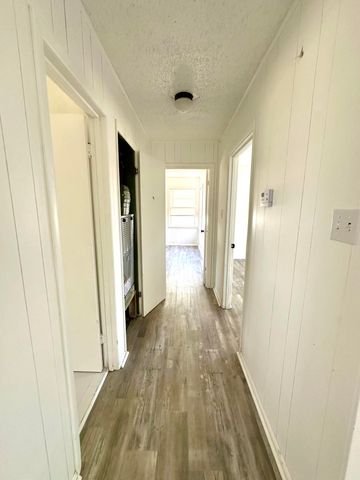 1827 8th Street, Levelland, TX 79336