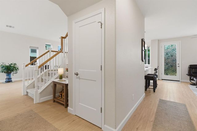 1754 Komenich Dr, Manteca, CA 95336