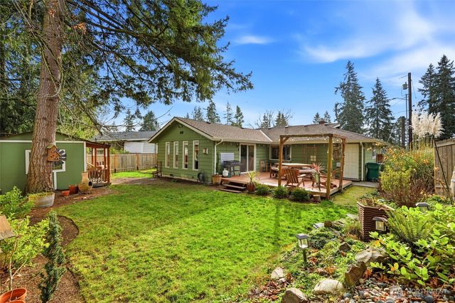 4705 237th Street SW, Mountlake Terrace, WA 98043