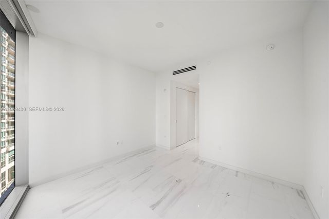 300 Biscayne Boulevard Way 1904C, Miami, FL 33131