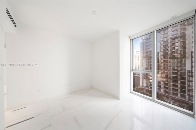 300 Biscayne Boulevard Way 1904C, Miami, FL 33131