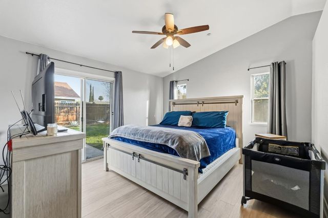 6203 W San Madele Avenue, Fresno, CA 93723