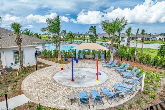 17565 Shade Tree LOOP, Punta Gorda, FL 33982