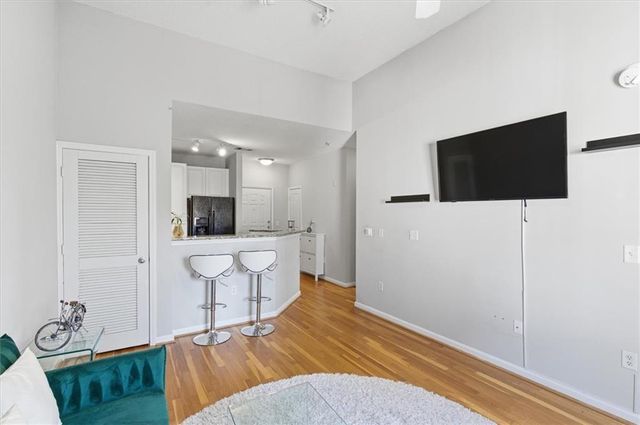 10 Perimeter Summit NE Boulevard 2410, Atlanta, GA 30319