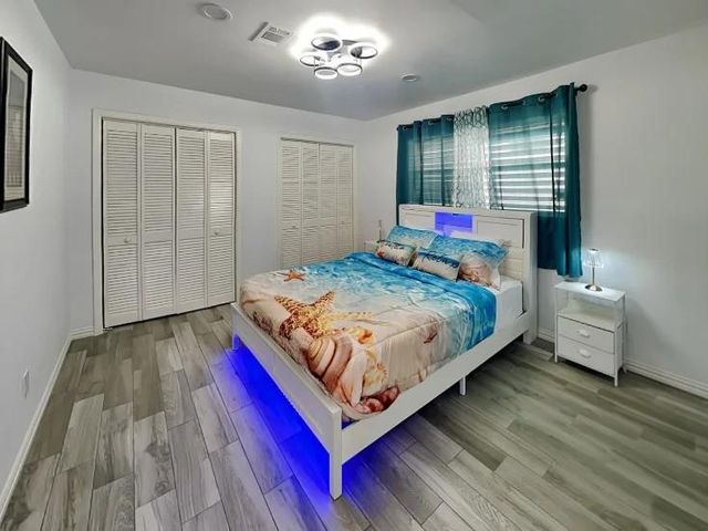 5420 Avenue O, Galveston, TX 77551