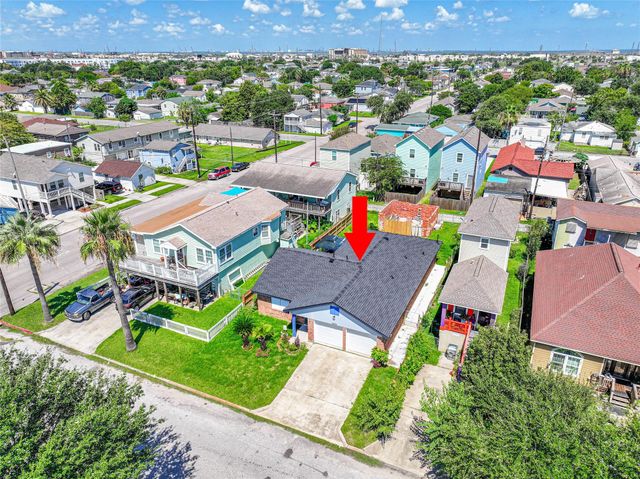 5420 Avenue O, Galveston, TX 77551