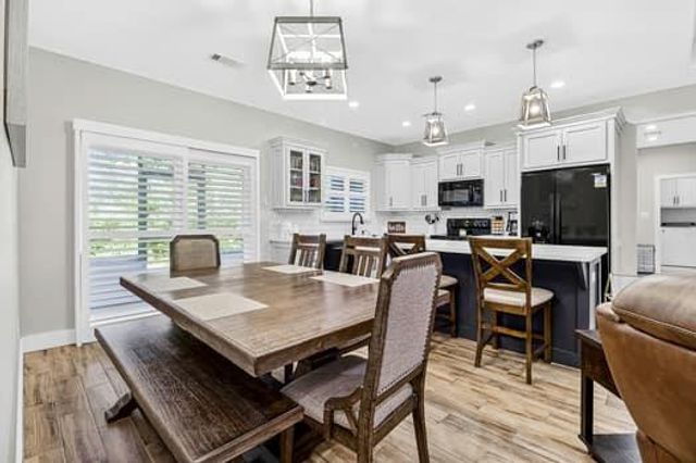 433 E Hickory Drive E, Livingston, TX 77351