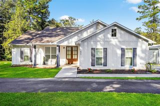 433 E Hickory Drive E, Livingston, TX 77351