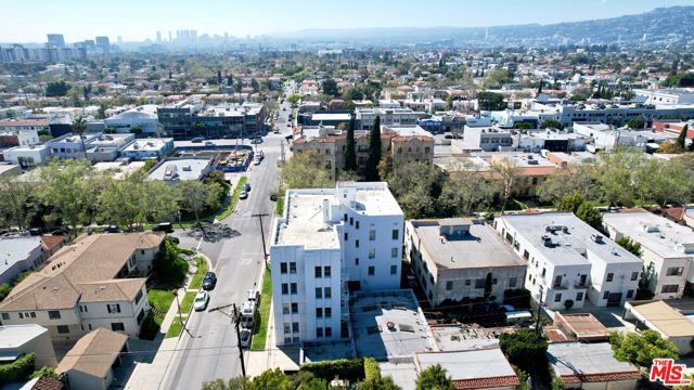 100 N Sycamore Avenue, Los Angeles, CA 90036