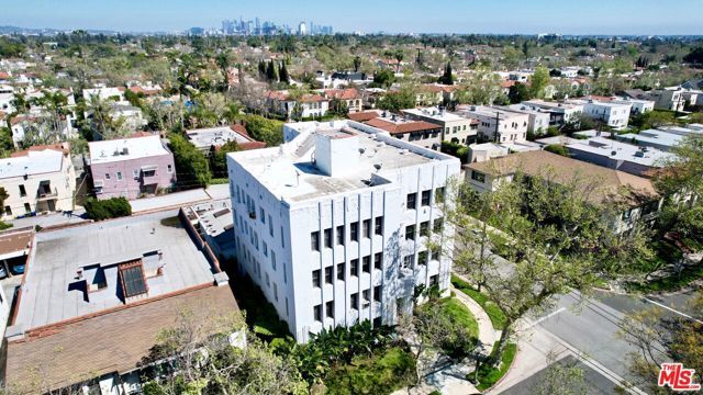 100 N Sycamore Avenue, Los Angeles, CA 90036