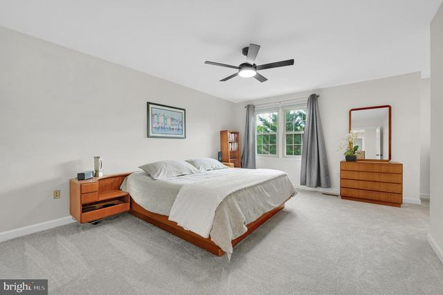 11402 EMPIRE LN, Rockville, MD 20852