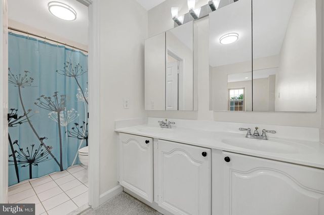 11402 EMPIRE LN, Rockville, MD 20852