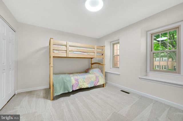 11402 EMPIRE LN, Rockville, MD 20852