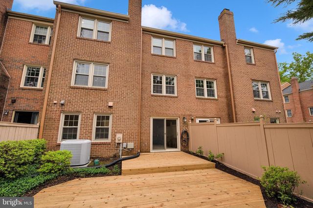 11402 EMPIRE LN, Rockville, MD 20852