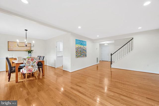 11402 EMPIRE LN, Rockville, MD 20852