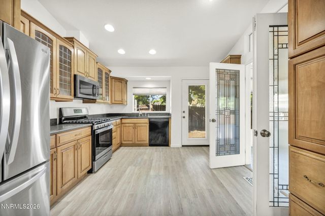 7553 Water View Way, Reno, NV 89511