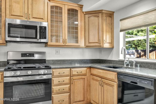 7553 Water View Way, Reno, NV 89511