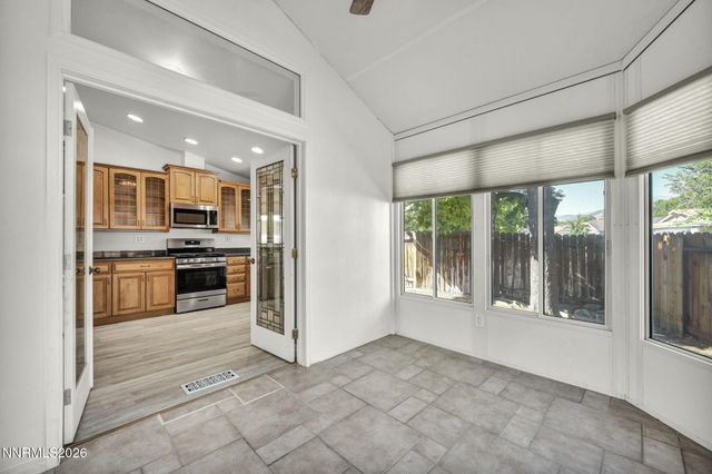 7553 Water View Way, Reno, NV 89511