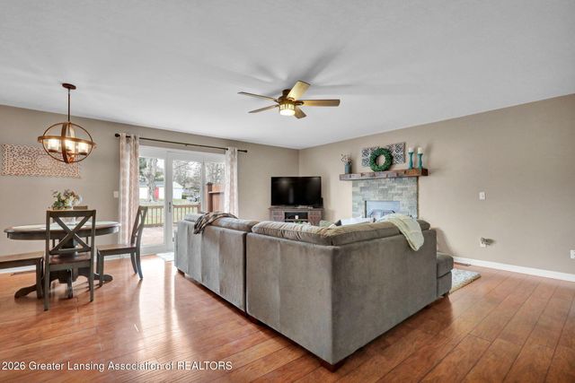 1078 Brookside Drive, Grand Ledge, MI 48837