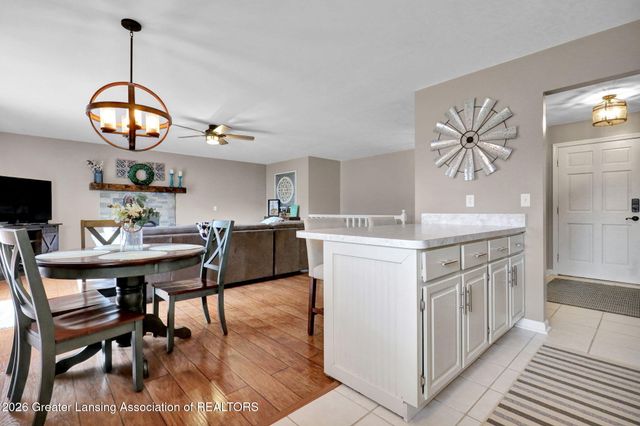 1078 Brookside Drive, Grand Ledge, MI 48837