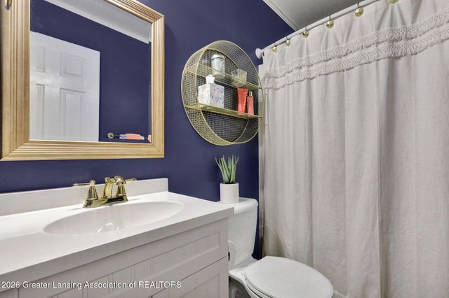 1078 Brookside Drive, Grand Ledge, MI 48837