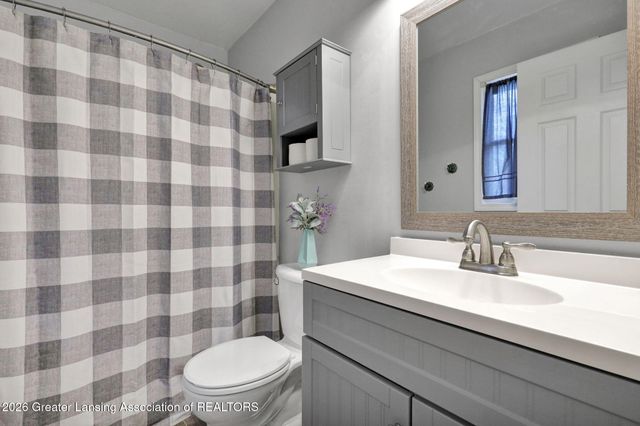 1078 Brookside Drive, Grand Ledge, MI 48837