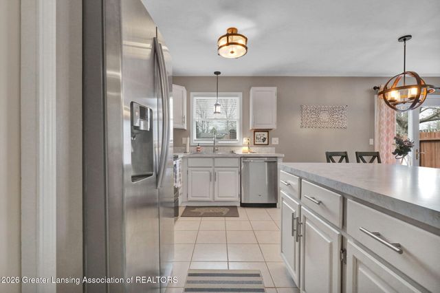 1078 Brookside Drive, Grand Ledge, MI 48837