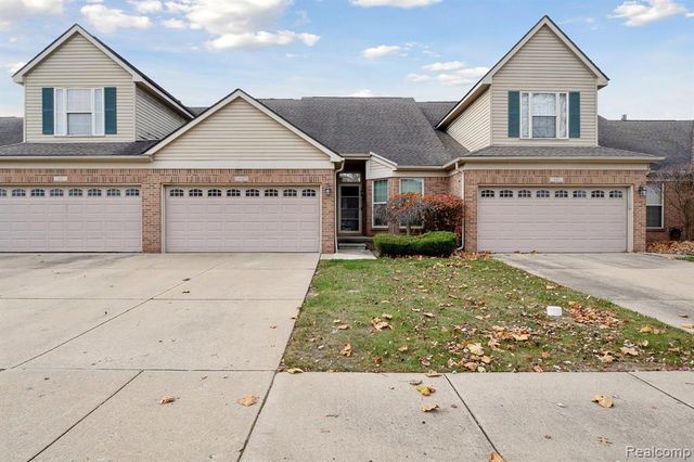 435 Carson Drive, Westland, MI 48185
