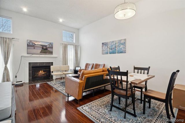435 Carson Drive, Westland, MI 48185