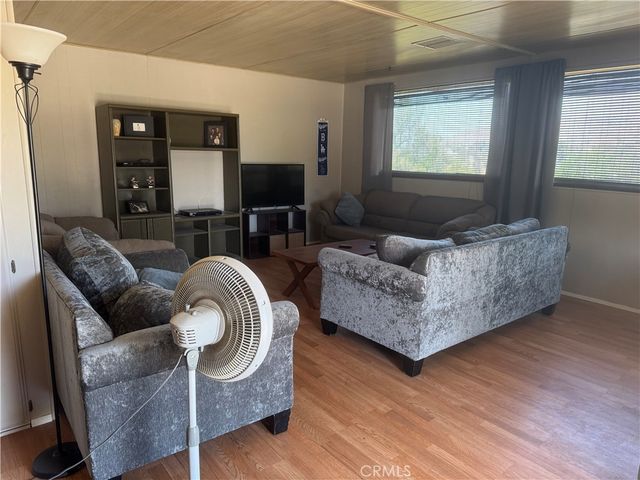 31596 Allen Ave, Homeland, CA 92548