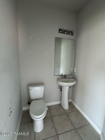 303 Old Silo Road, Rayne, LA 70578