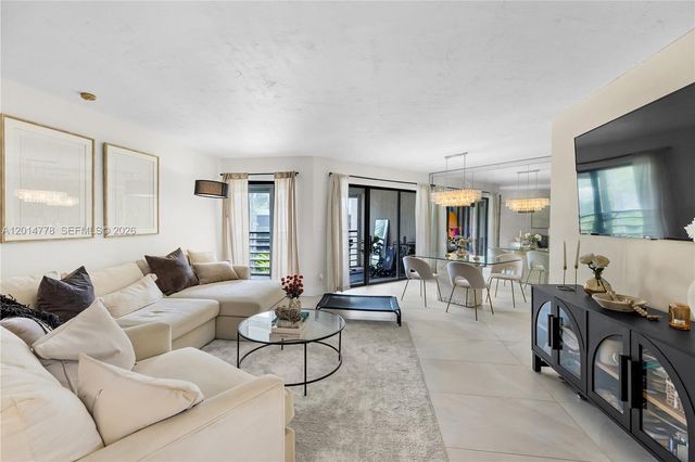 5850 Camino Del Sol 404 404, Boca Raton, FL 33433