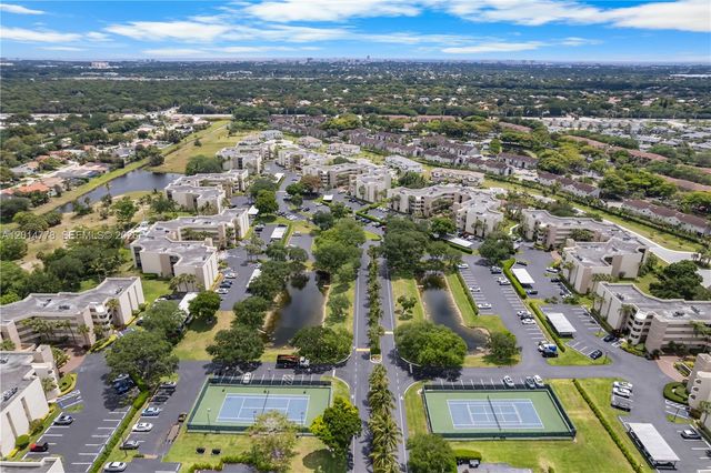 5850 Camino Del Sol 404 404, Boca Raton, FL 33433