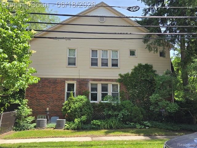 903 E 3rd Street, Royal Oak, MI 48067