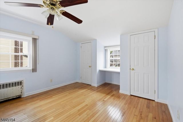 208 Baldwin Ave, New Milford Boro, NJ 07646