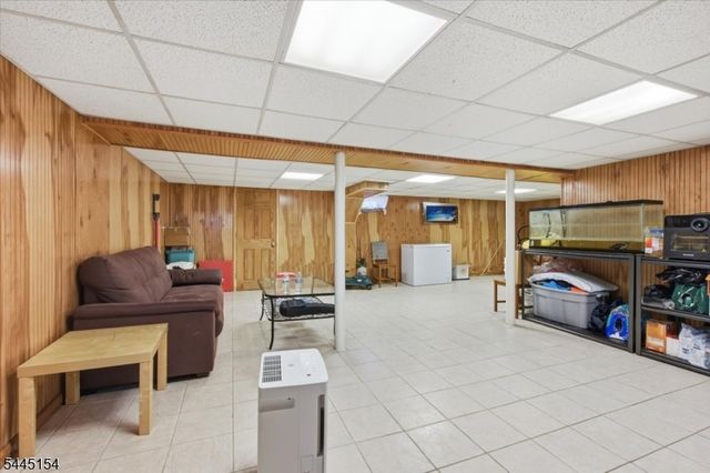 208 Baldwin Ave, New Milford Boro, NJ 07646