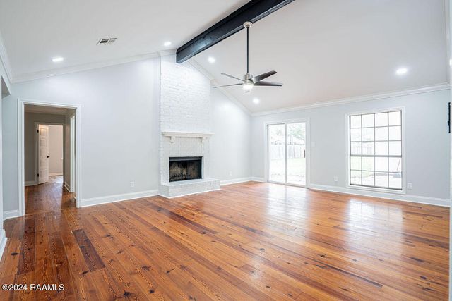 213 Presbytere Parkway, Lafayette, LA 70503