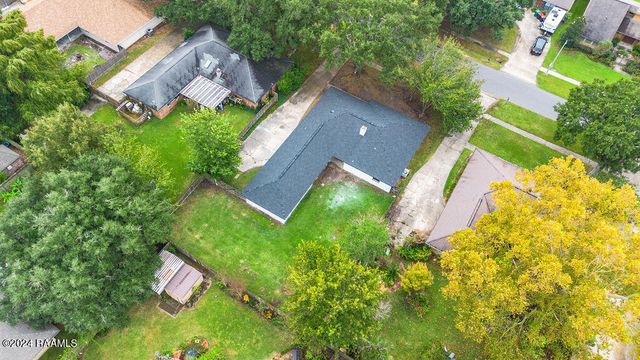 213 Presbytere Parkway, Lafayette, LA 70503