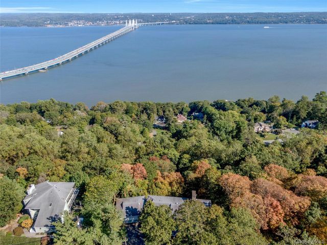 29 Tweed Boulevard, Nyack, NY 10960