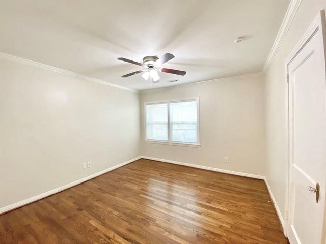 4102 Yupon Street, Houston, TX 77006
