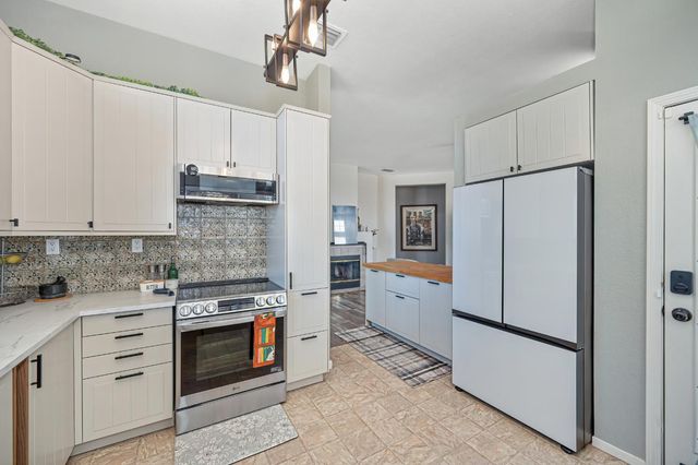 4610 Shenango Way, Elk Grove, CA 95758
