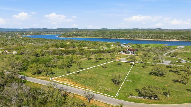 4 Creek Hollow WAY, Spicewood, TX 78669