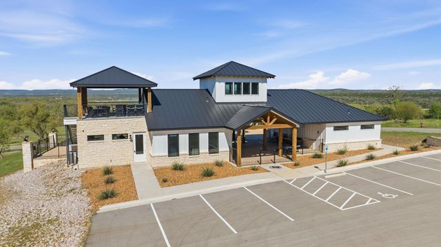 4 Creek Hollow WAY, Spicewood, TX 78669